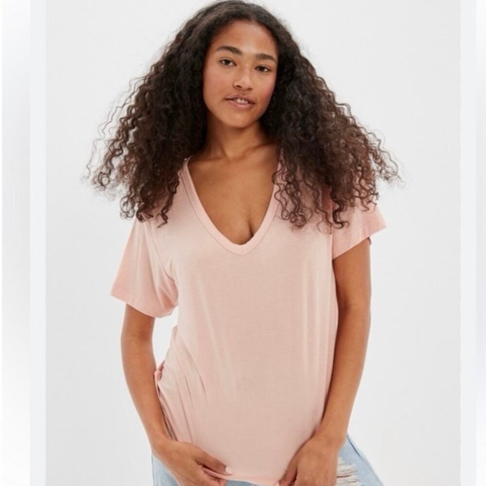 American Eagle Soft & Sexy Pink V Neck Pocket T-Shirt Women’s Size Small